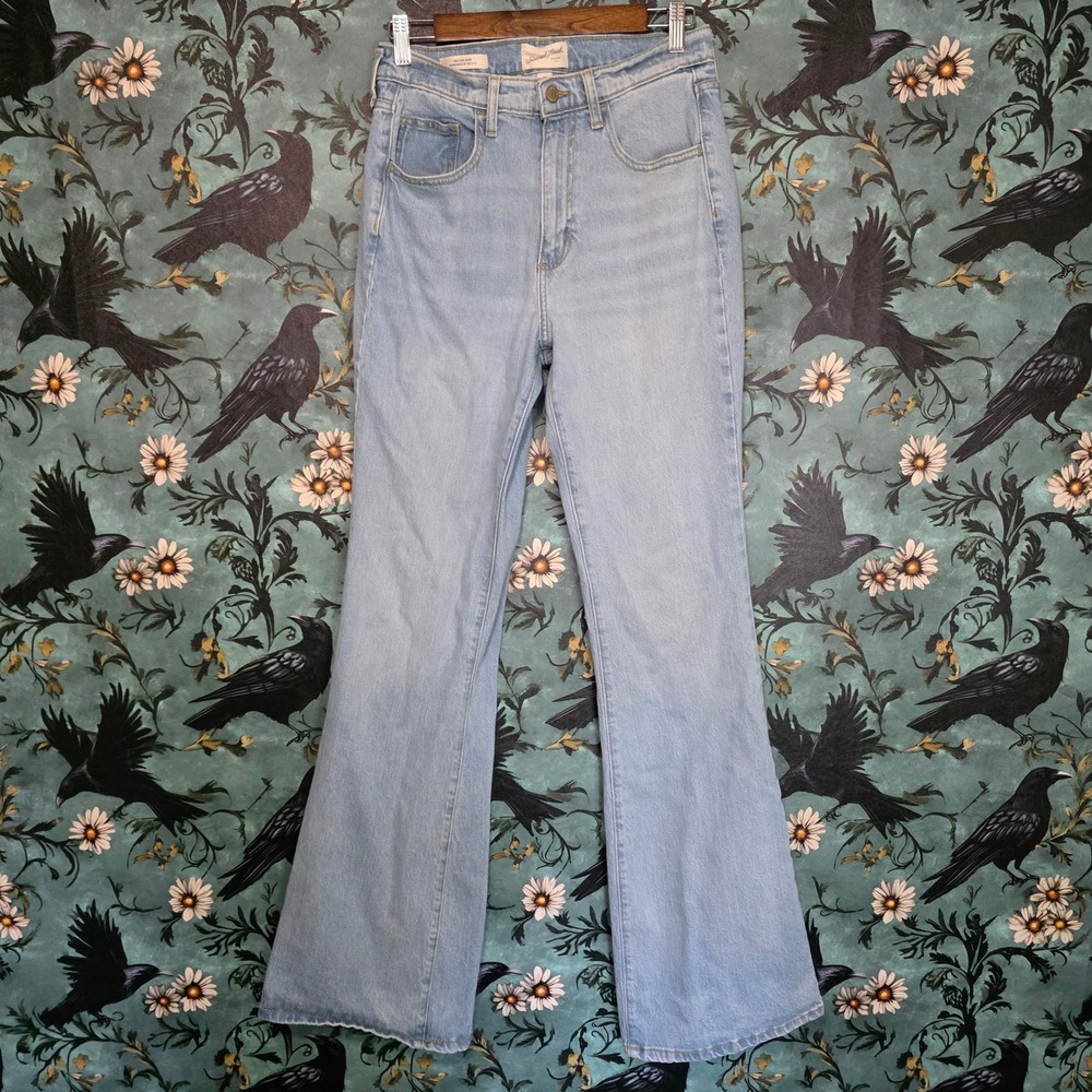 Universal Thread Jeans High Rise Flare Light Wash Denim 70s Boho Bell Bottoms 8L